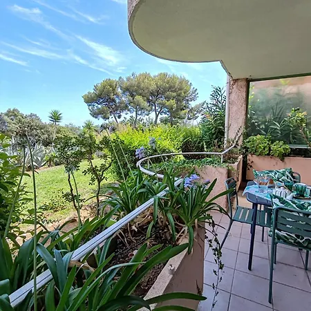 Beautiful Garden With Sea View 2 Bedrooms Ensuite Apartamento *