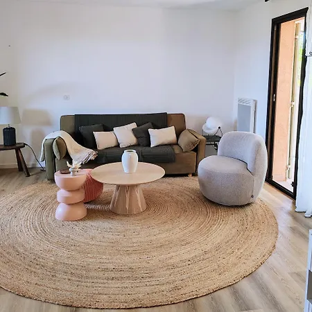 Apartamento Beautiful Garden With Sea View 2 Bedrooms Ensuite *