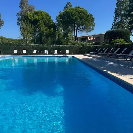 Beautiful Garden With Sea View 2 Bedrooms Ensuite Villeneuve-Loubet